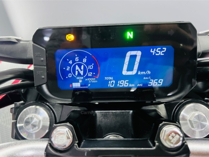 CB 300F TWISTER  - 2025 - CAMPO BOM