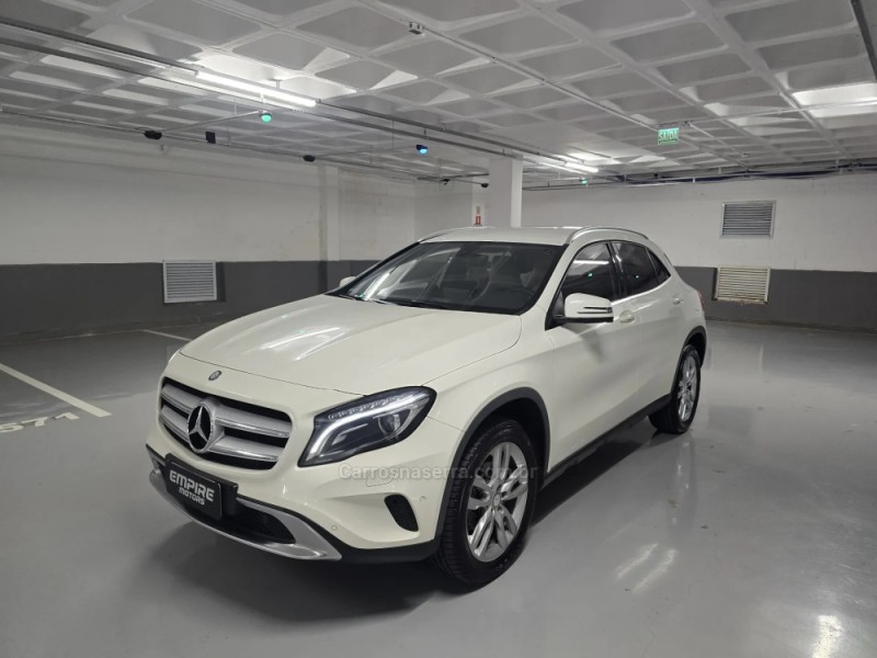 GLA 200 1.6 CGI STYLE 16V TURBO FLEX 4P AUTOMÁTICO