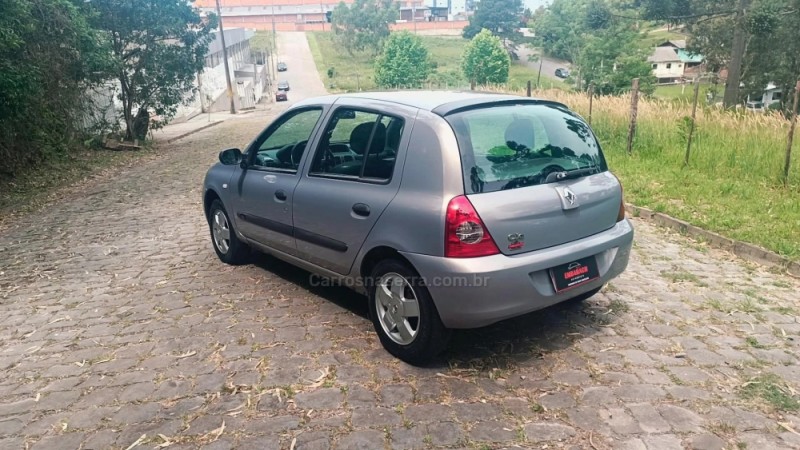 CLIO 1.0 AUTHENTIQUE 16V HI-FLEX 4P MANUAL - 2008 - CAXIAS DO SUL