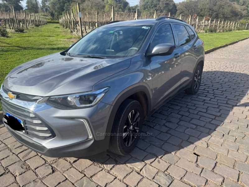tracker 1.0 12v turbo flex 4p automatico 2022 garibaldi