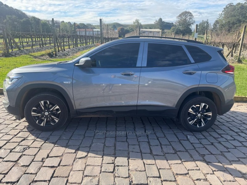 TRACKER 1.0 12V TURBO FLEX 4P AUTOMÁTICO - 2022 - GARIBALDI