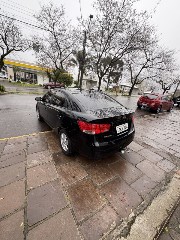 CERATO 1.6 SX3 16V GASOLINA 4P MANUAL - 2011 - FARROUPILHA