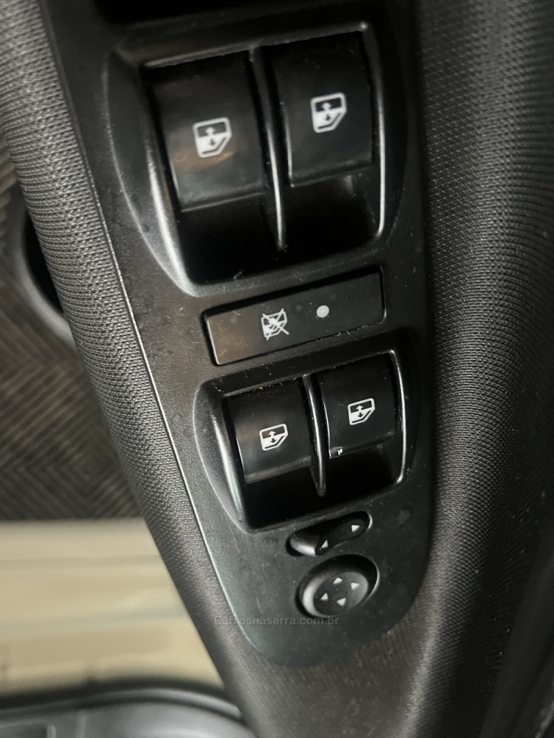 PUNTO 1.8 BLACKMOTION 16V FLEX 4P MANUAL - 2016 - CAXIAS DO SUL