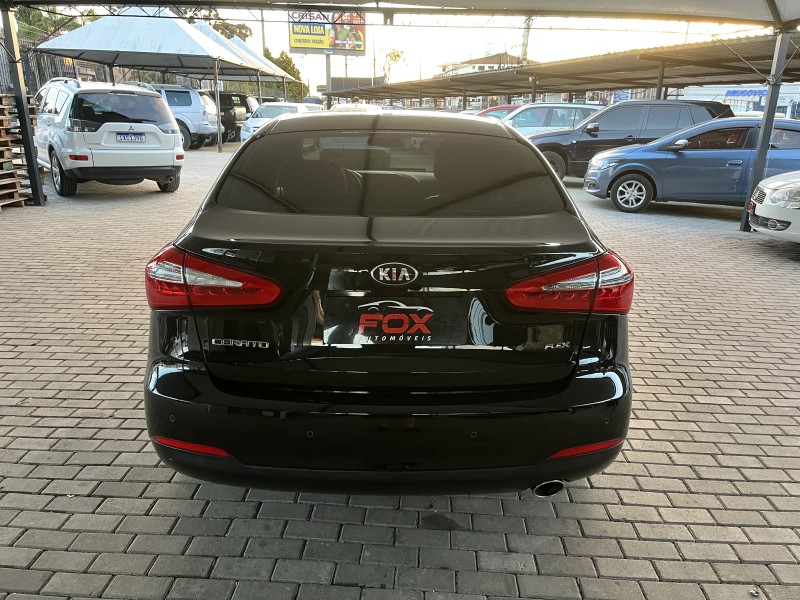 CERATO 1.6 SX3 16V FLEX 4P AUTOMÁTICO - 2016 - CAXIAS DO SUL