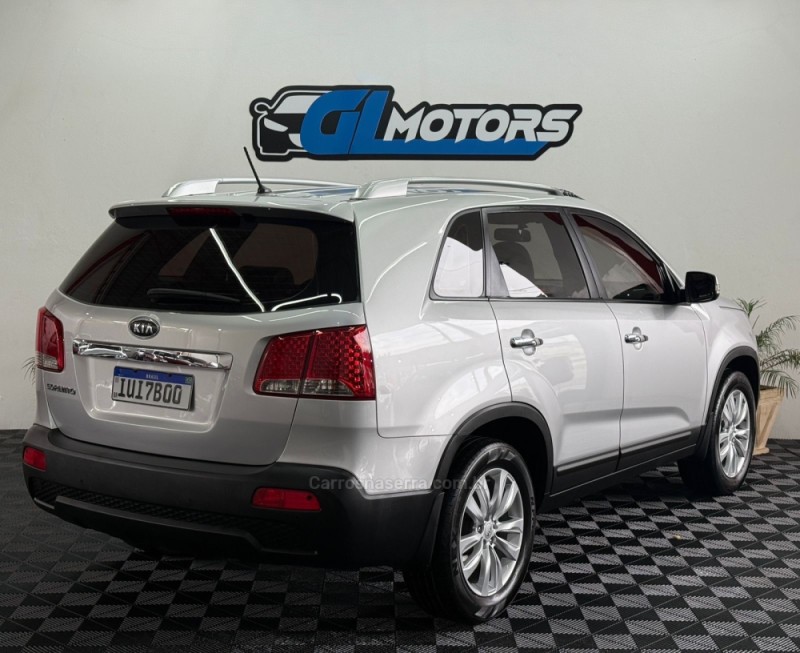 SORENTO 2.4 S.356 4X2 16V GASOLINA 4P AUTOMÁTICO - 2012 - NOVO HAMBURGO