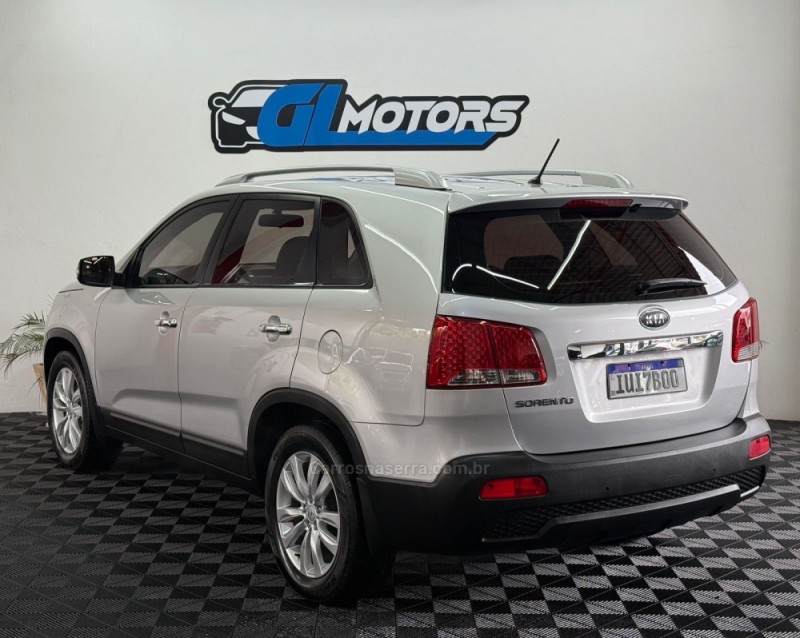 SORENTO 2.4 S.356 4X2 16V GASOLINA 4P AUTOMÁTICO - 2012 - NOVO HAMBURGO