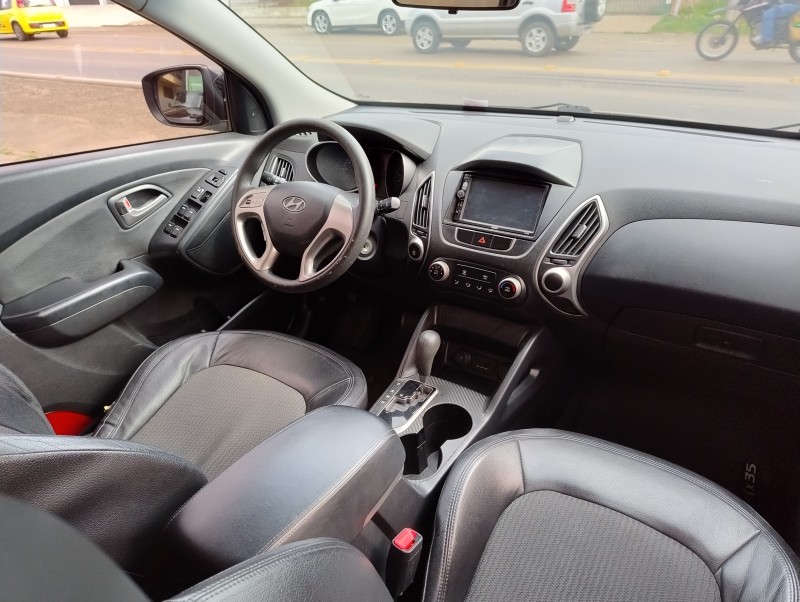 IX35 2.0 16V FLEX 4P AUTOMÁTICO - 2011 - VACARIA