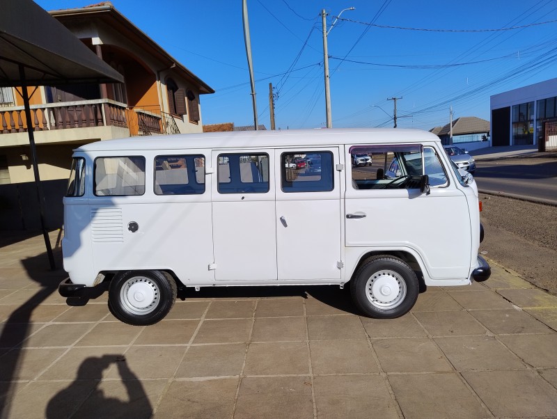 KOMBI 1.6 STD 8V GASOLINA 3P MANUAL - 1997 - VACARIA