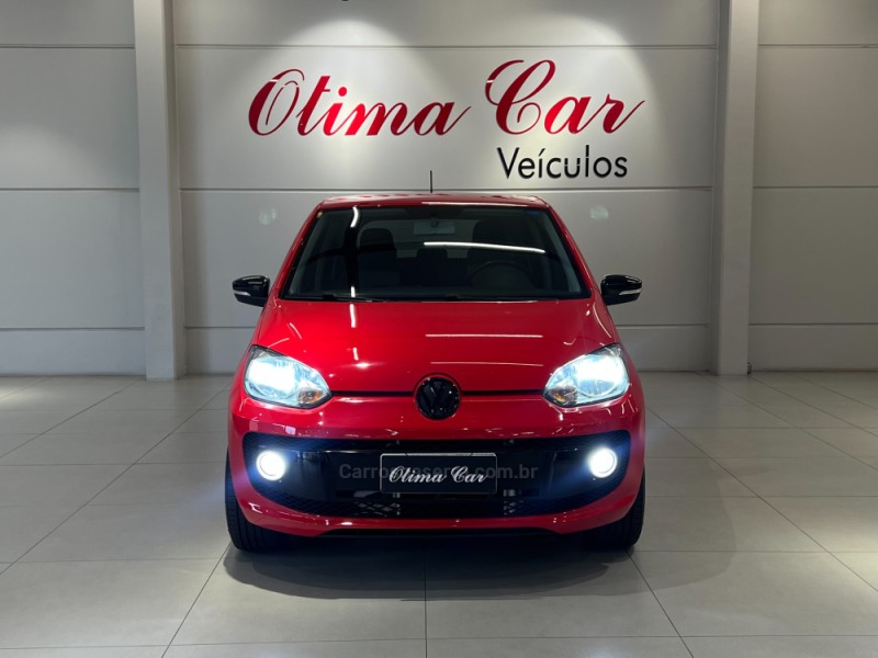 UP 1.0 MPI RED UP 12V FLEX 4P MANUAL - 2017 - FLORES DA CUNHA