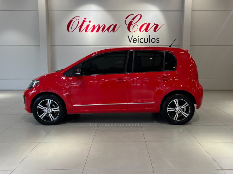 UP 1.0 MPI RED UP 12V FLEX 4P MANUAL - 2017 - FLORES DA CUNHA