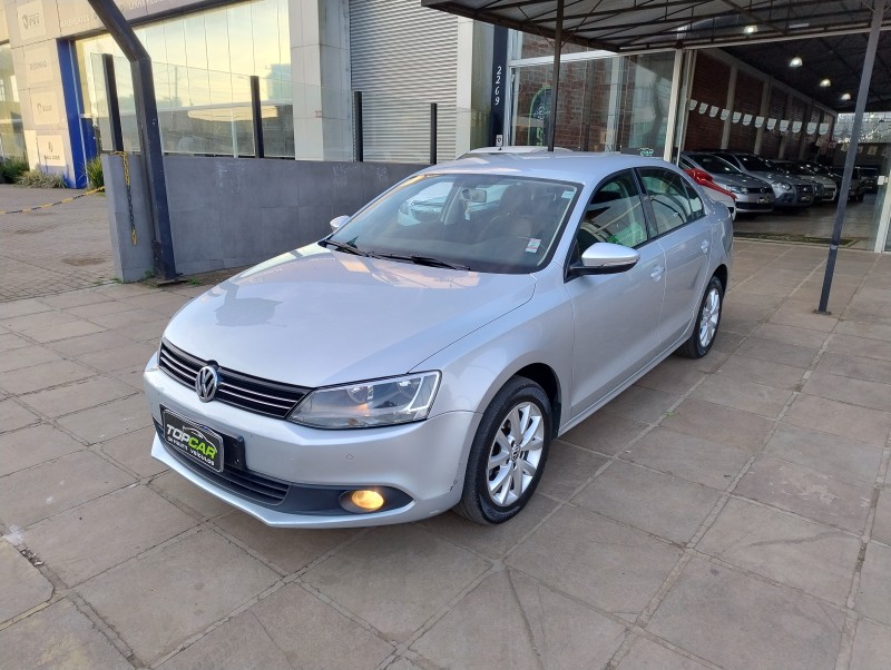 jetta 2.0 comfortline flex 4p tiptronic 2011 vacaria