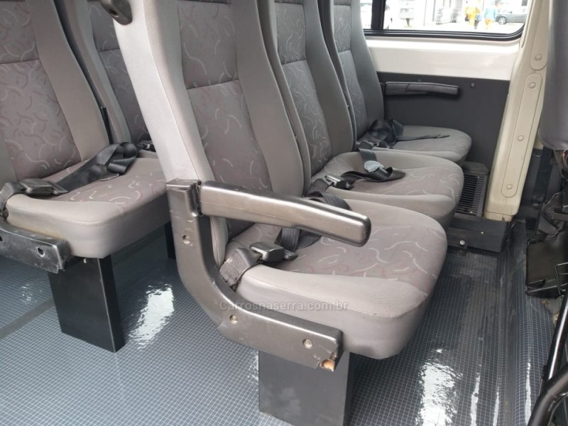 JUMPER 2.8 MINIBUS 8V TURBO DIESEL 4P MANUAL - 2009 - CAXIAS DO SUL