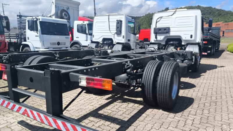 ATEGO 1726  - 2017 - GARIBALDI