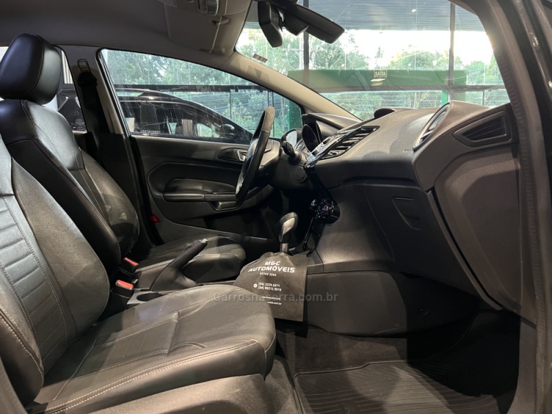 FIESTA 1.6 TITANIUM HATCH 16V FLEX 4P AUTOMÁTICO - 2016 - CAXIAS DO SUL