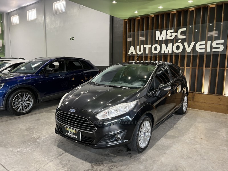 fiesta 1.6 titanium hatch 16v flex 4p automatico 2016 caxias do sul