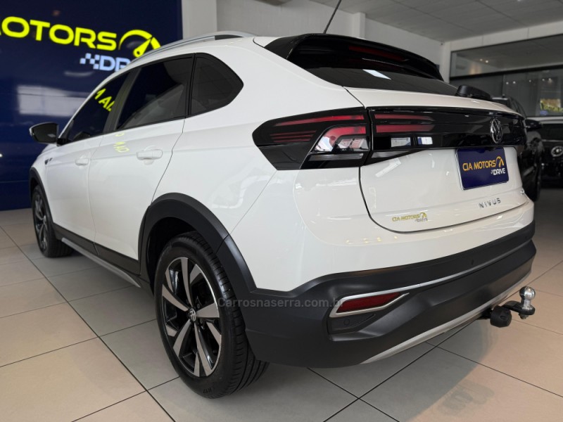 NIVUS 1.0 TSI HIGHLINE FLEX 4P AUTOMÁTICO - 2023 - SãO LEOPOLDO