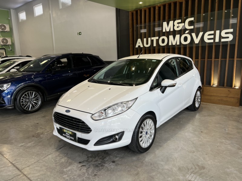 fiesta 1.6 titanium hatch 16v flex 4p automatico 2015 caxias do sul