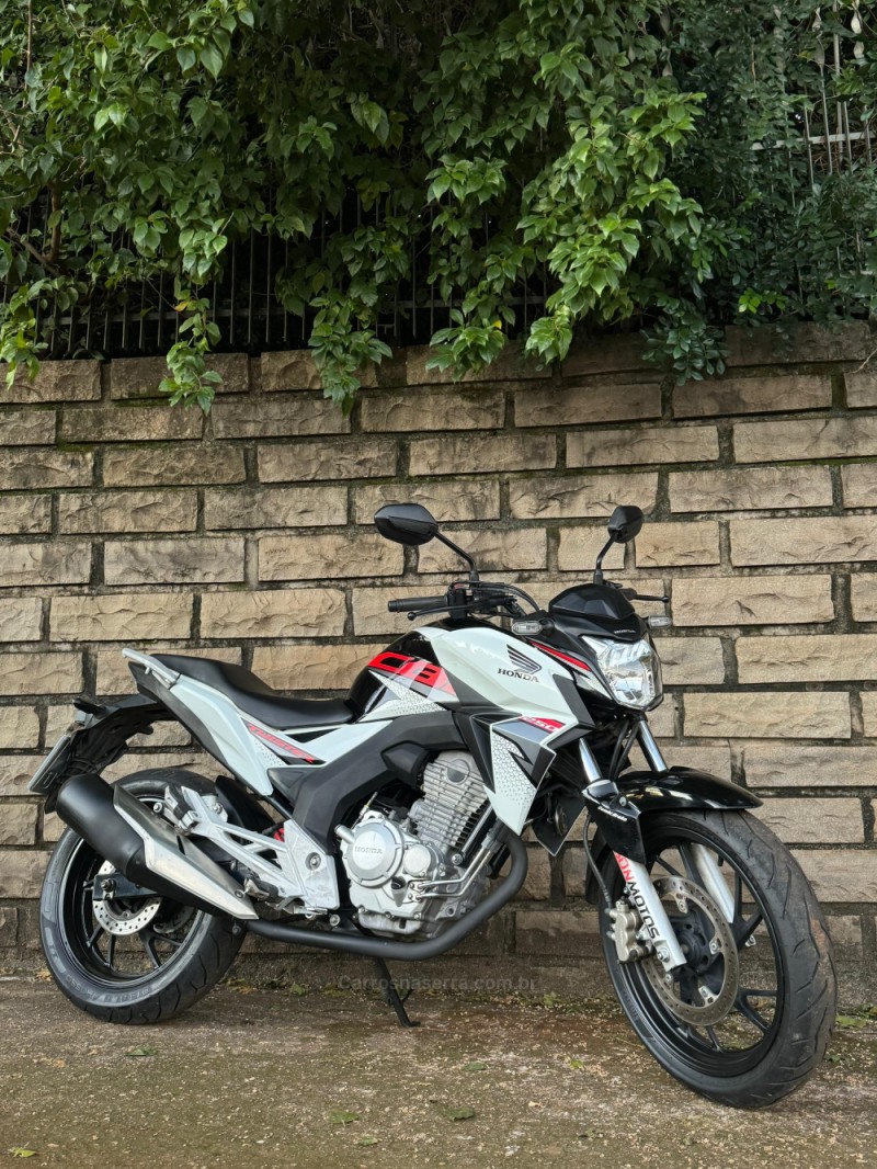 CB 250F TWISTER  - 2019 - LAJEADO