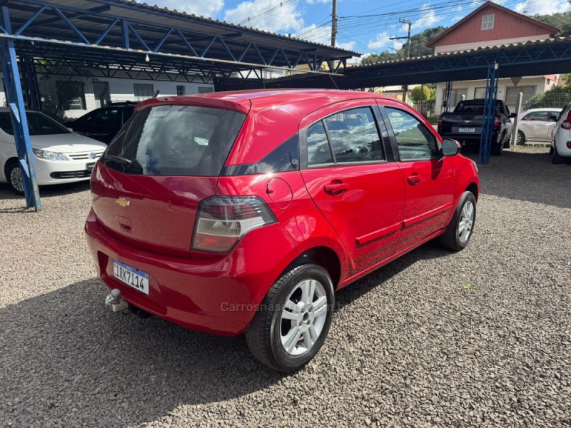 AGILE 1.4 MPFI LTZ 8V FLEX 4P MANUAL - 2011 - IGREJINHA