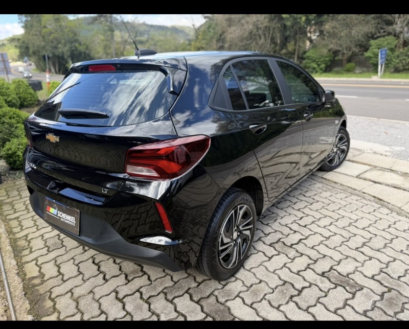 ONIX 1.0 LT 12V FLEX 4P MANUAL - 2025 - NOVA PETRóPOLIS