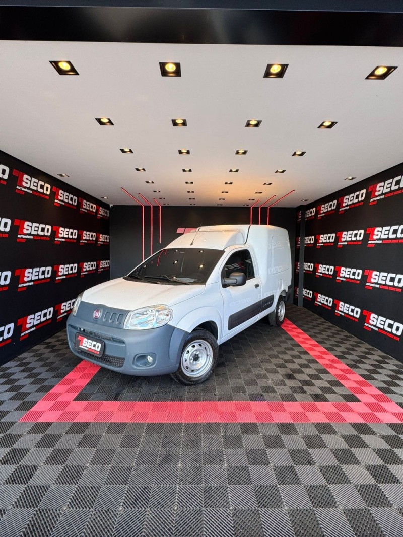 fiorino 1.4 hard working furgao evo 8v flex 2p manual 2020 passo fundo