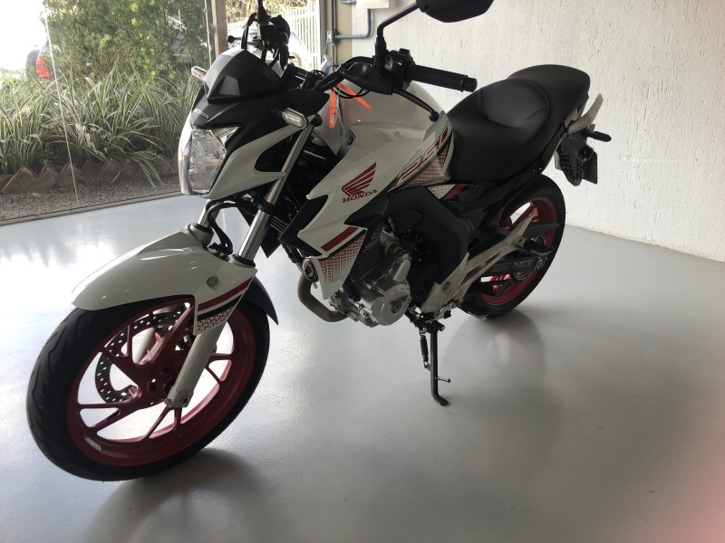 cb 250f twister cbs 2022 vale real