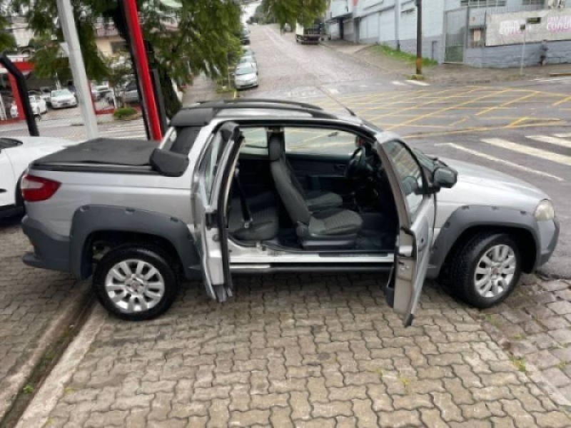 STRADA 1.8 MPI ADVENTURE CD 16V FLEX 3P MANUAL - 2016 - CAXIAS DO SUL