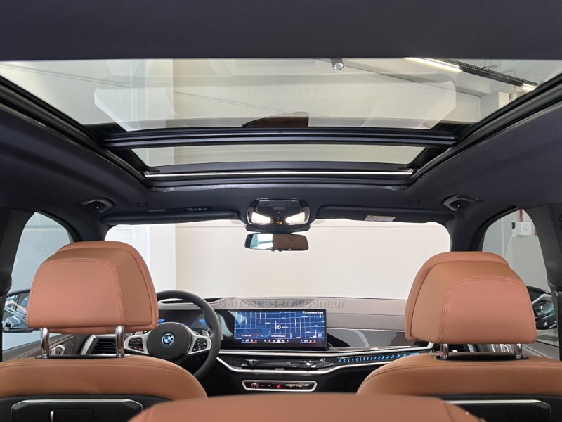 X5 3.0 XDRIVE50E TURBO M SPORT HÍBRIDO 4P AUTOMÁTICO - 2025 - FLORES DA CUNHA