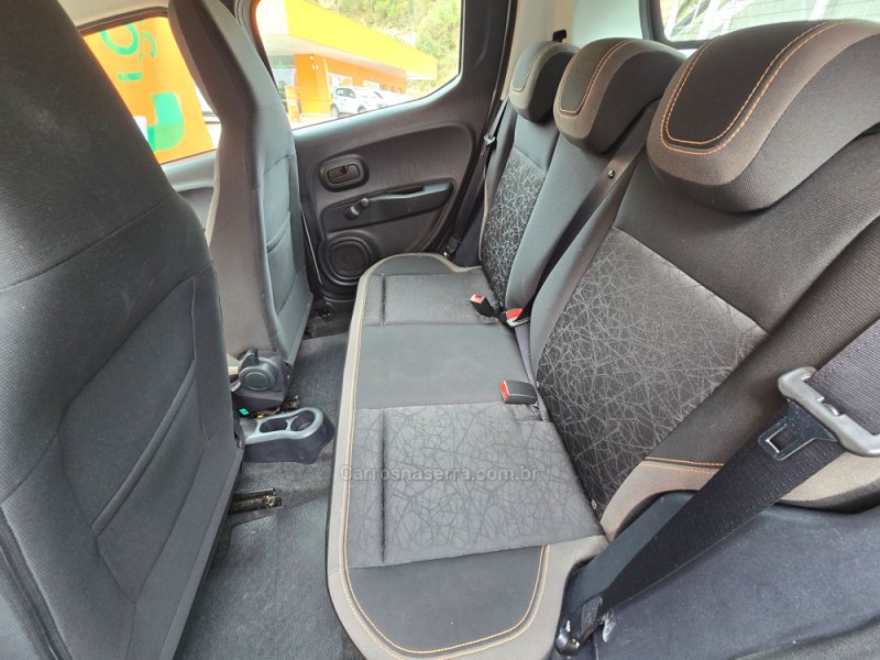 MOBI 1.0 TREKKING 8V FLEX 4P MANUAL - 2024 - CAXIAS DO SUL