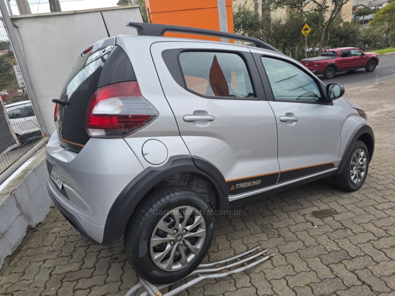 MOBI 1.0 TREKKING 8V FLEX 4P MANUAL - 2024 - CAXIAS DO SUL