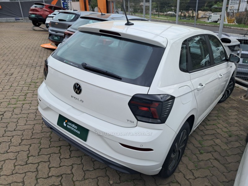POLO 1.0	200 TSI HIGHLINE AUTOMÁTICO  - 2024 - CAXIAS DO SUL