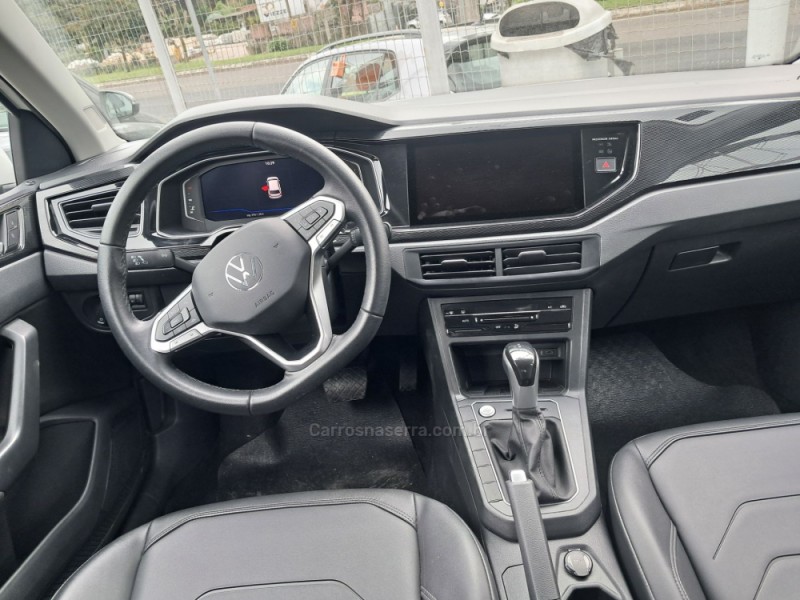 POLO 1.0	200 TSI HIGHLINE AUTOMÁTICO  - 2024 - CAXIAS DO SUL