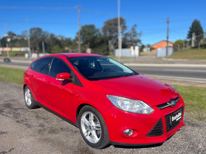 FOCUS 2.0 SE HATCH 16V FLEX 4P AUTO - 2015 - FARROUPILHA