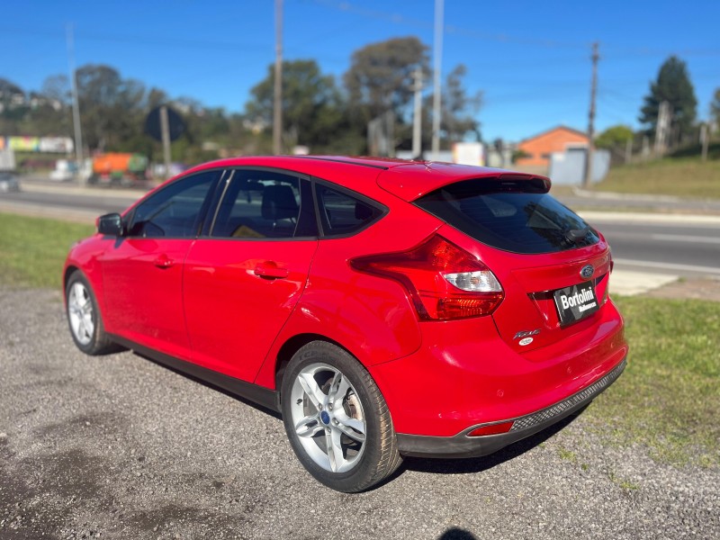FOCUS 2.0 SE HATCH 16V FLEX 4P AUTO - 2015 - FARROUPILHA