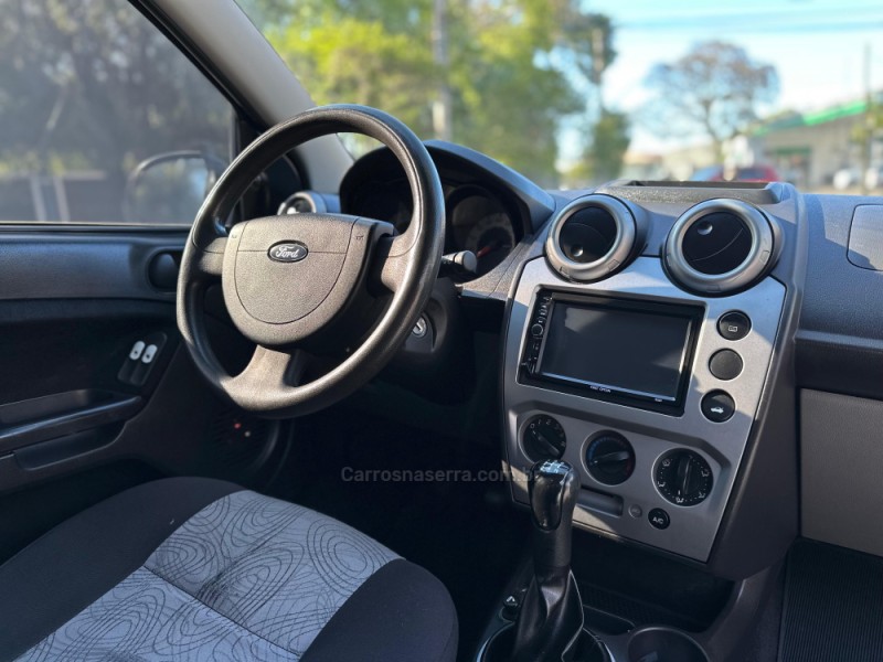 FIESTA 1.0 MPI SEDAN 8V FLEX 4P MANUAL - 2008 - PAROBé