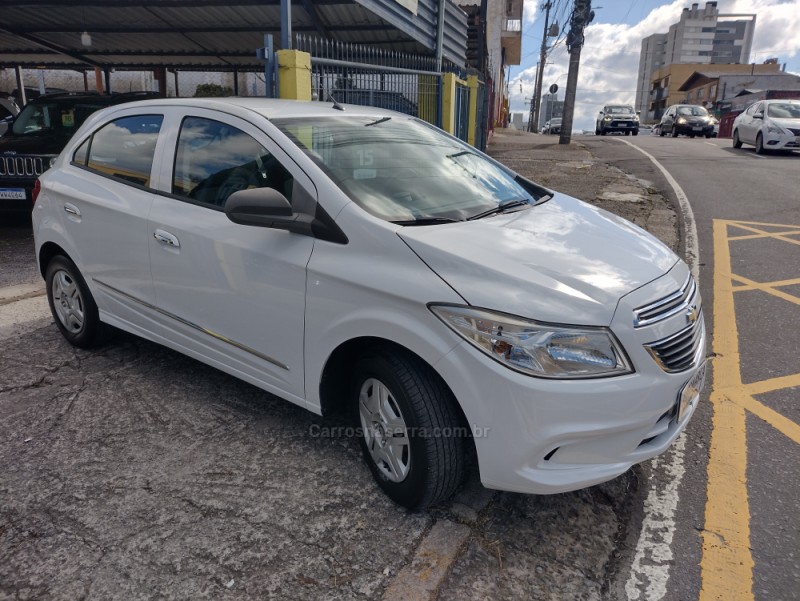 ONIX 1.0 MPFI LT 8V FLEX 4P MANUAL - 2015 - CAXIAS DO SUL