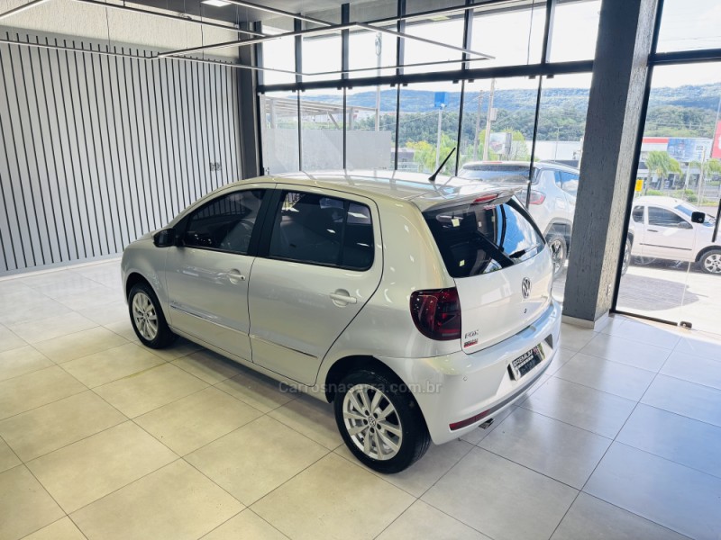 FOX 1.6 MI HIGHLINE 8V FLEX 4P MANUAL - 2014 - DOIS IRMãOS