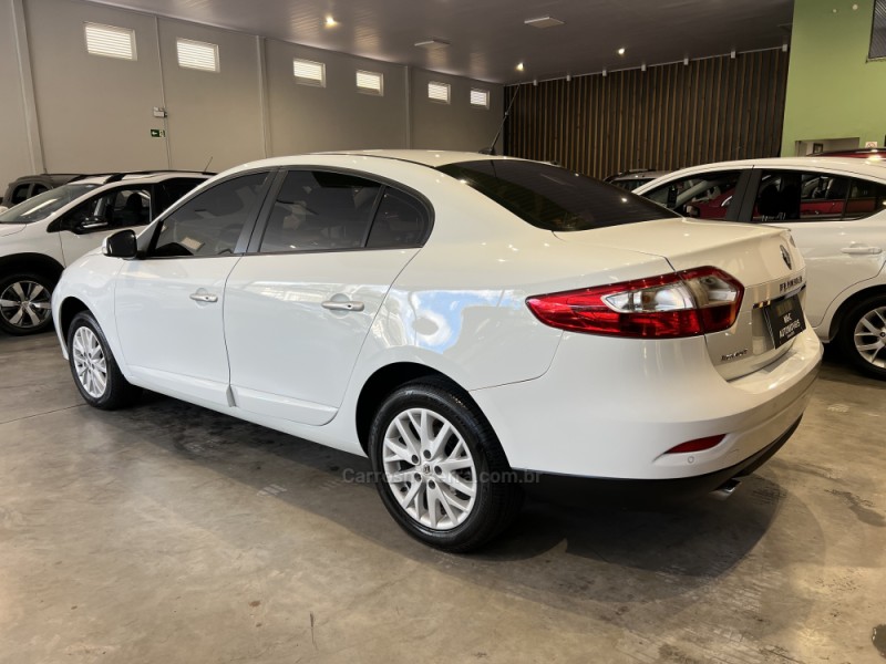 FLUENCE 2.0 DYNAMIQUE 16V FLEX 4P AUTOMÁTICO - 2015 - CAXIAS DO SUL