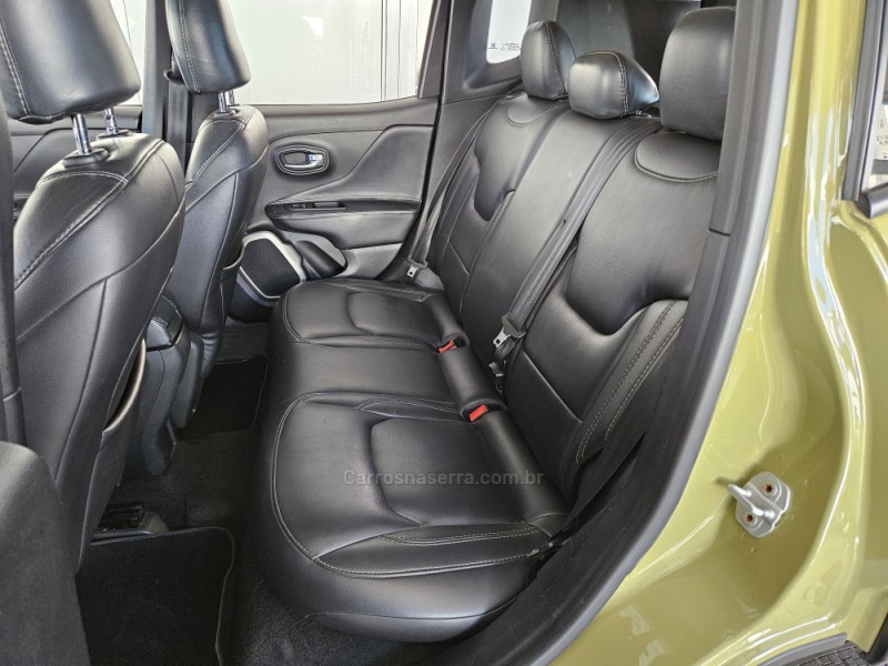 RENEGADE 1.8 16V FLEX LONGITUDE 4P AUTOMÁTICO - 2016 - TAPEJARA