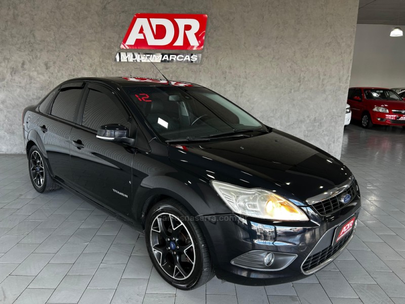 FOCUS 2.0 TITANIUM SEDAN 16V FLEX 4P AUTOMÁTICO - 2012 - CAXIAS DO SUL