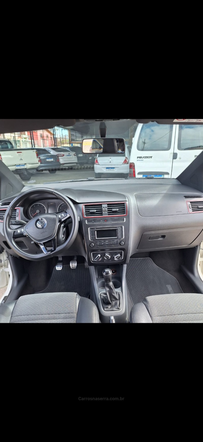 FOX 1.6 MI ROCK IN RIO 8V FLEX 4P MANUAL - 2016 - CAXIAS DO SUL