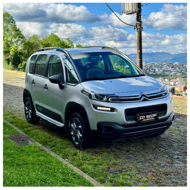 AIRCROSS 1.5 LIVE 8V FLEX 4P MANUAL - 2017 - CAMPO BOM