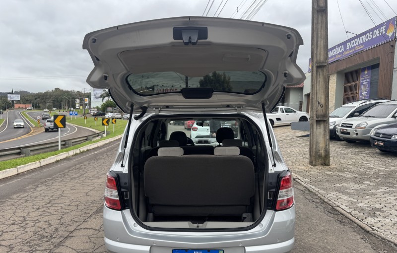 SPIN 1.8 LTZ 8V FLEX 4P AUTOMÁTICO - 2015 - DOIS IRMãOS