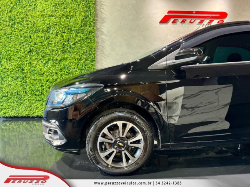 ONIX 1.4 MPFI LTZ 8V FLEX 4P MANUAL - 2016 - NOVA PRATA