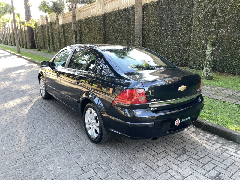VECTRA 2.0 MPFI ELEGANCE 8V 140CV FLEX 4P AUTOMÁTICO - 2011 - CAXIAS DO SUL