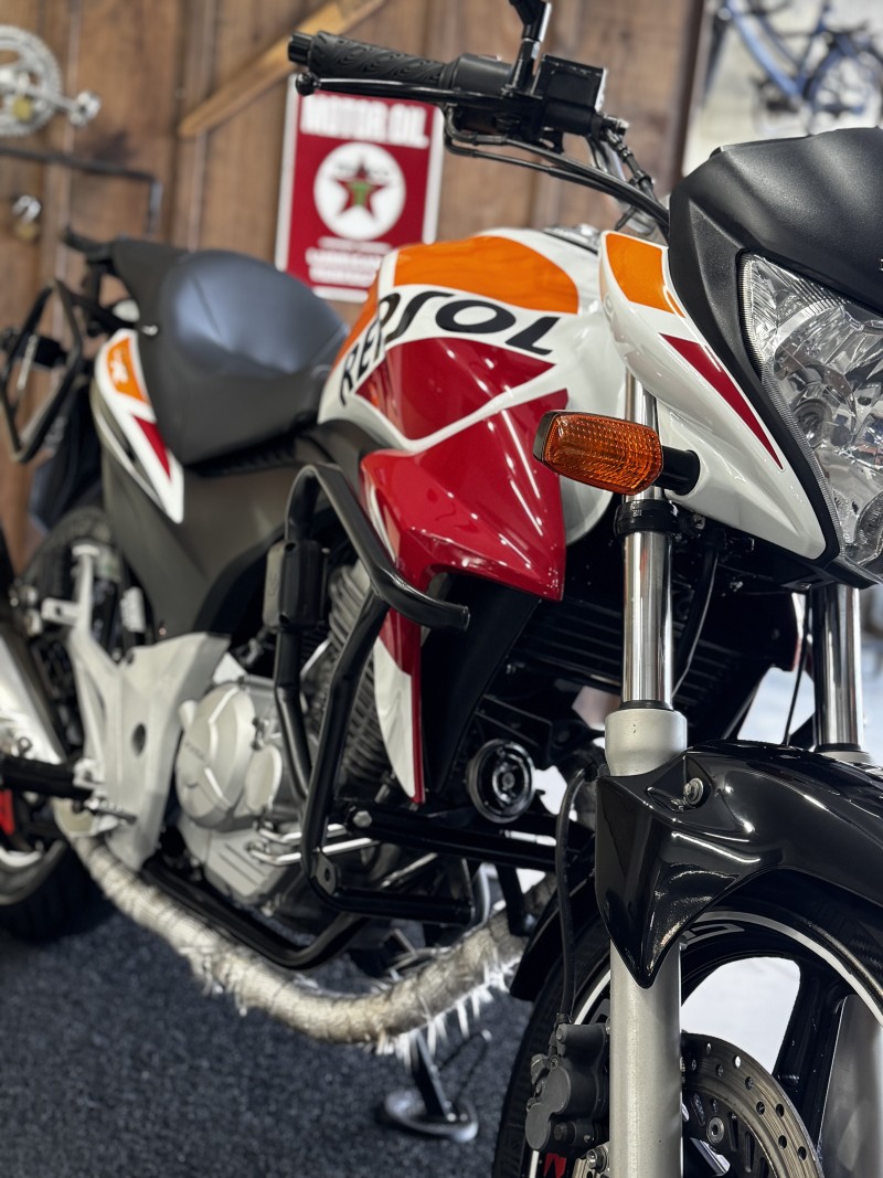 CB 300R ABS - 2014 - CAXIAS DO SUL