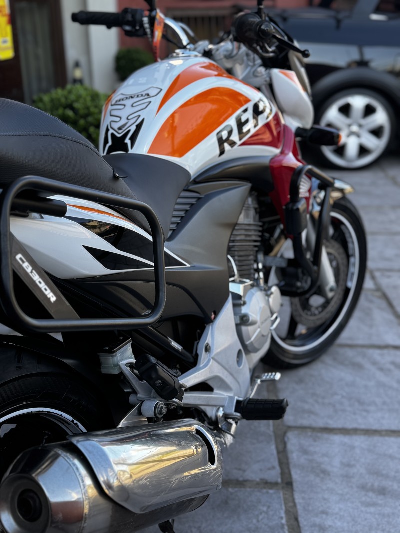 CB 300R ABS - 2014 - CAXIAS DO SUL