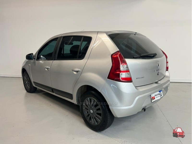 SANDERO 1.6 PRIVILÉGE 8V FLEX 4P MANUAL - 2013 - CAXIAS DO SUL