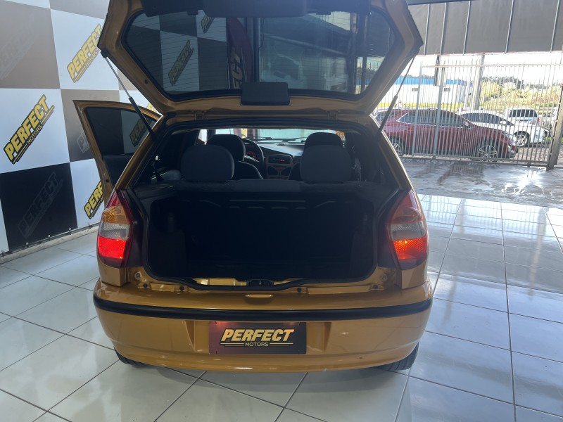 PALIO 1.0 MPI ELX 8V FLEX 4P MANUAL - 2002 - PORTãO