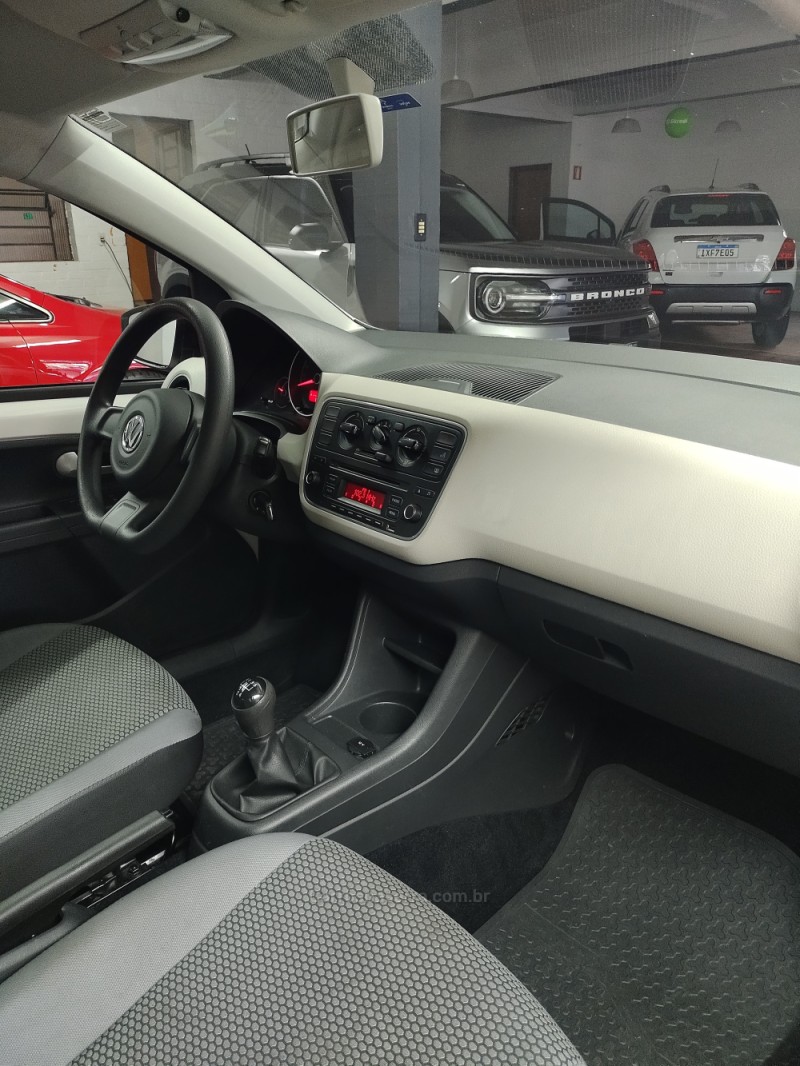 UP 1.0 TSI MOVE UP 12V FLEX 4P MANUAL - 2017 - CAXIAS DO SUL